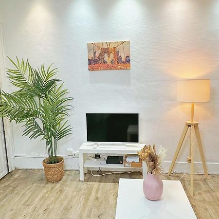 2 Minutes Metro Pasteur Paris 15Th Cosy Apartment Free Parking Exteriér fotografie